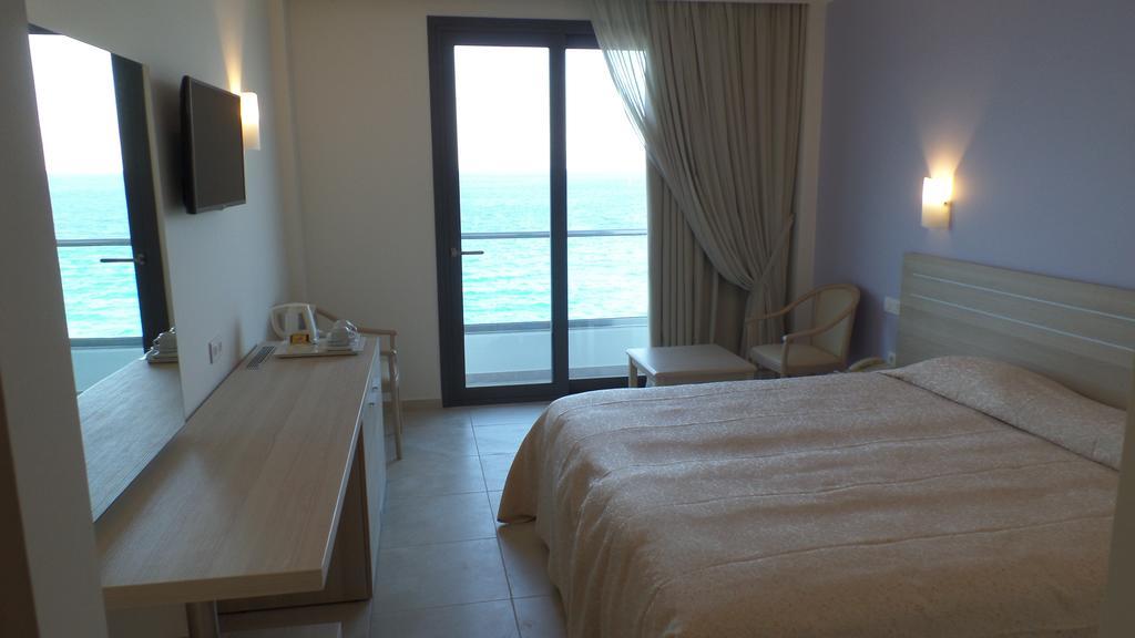 Rhodos Beach Hotel Phòng bức ảnh